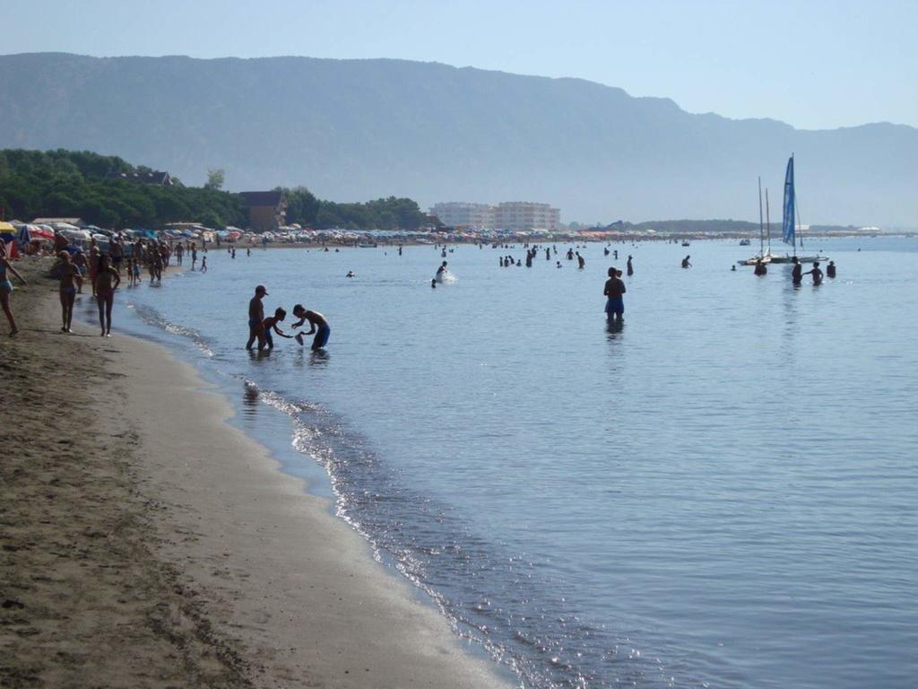 Velipojë Aparthotel Vila Tufi חדר תמונה
