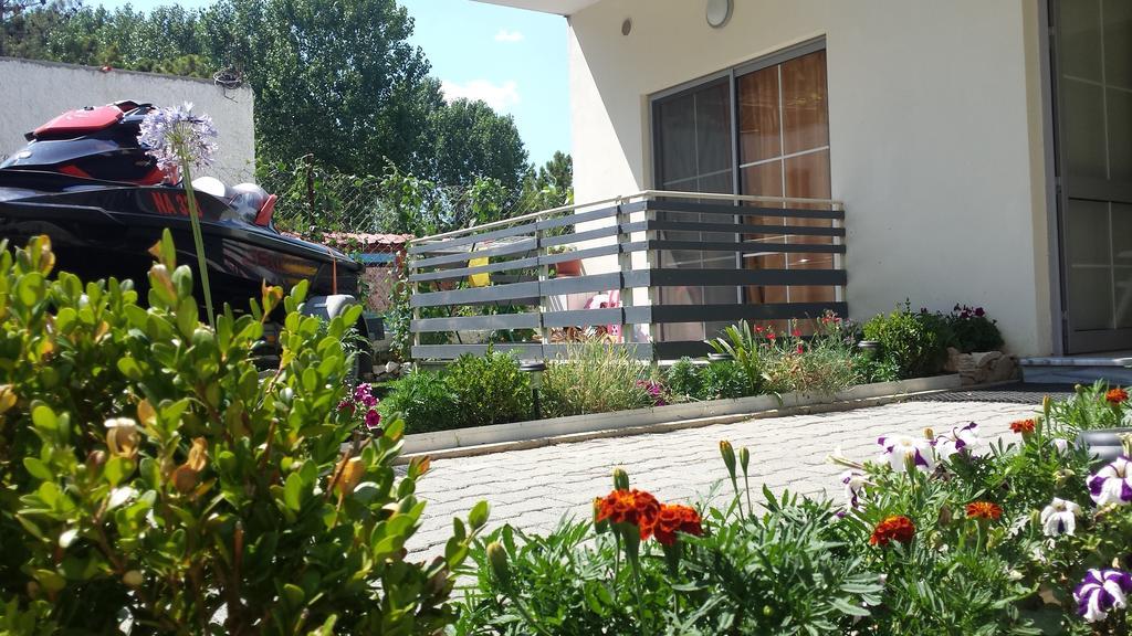 Velipojë Aparthotel Vila Tufi חדר תמונה