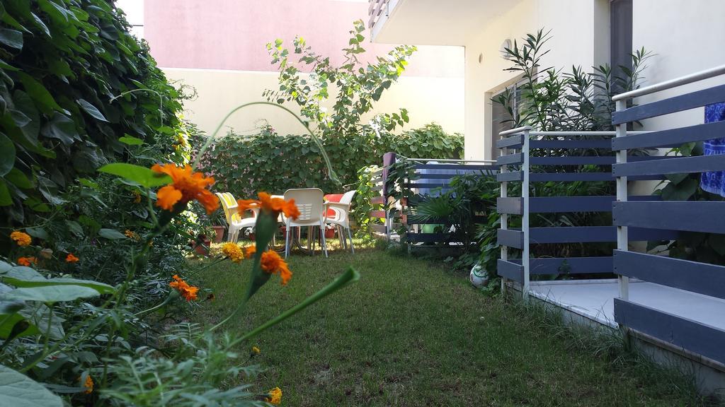 Velipojë Aparthotel Vila Tufi מראה חיצוני תמונה