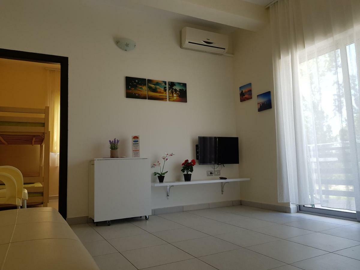 Velipojë Aparthotel Vila Tufi מראה חיצוני תמונה